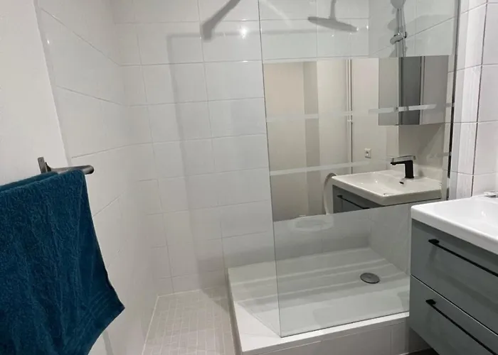 Le Confidentiel Avec Parking رانس