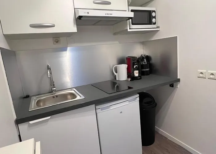 Le Confidentiel Avec Parking Apartment