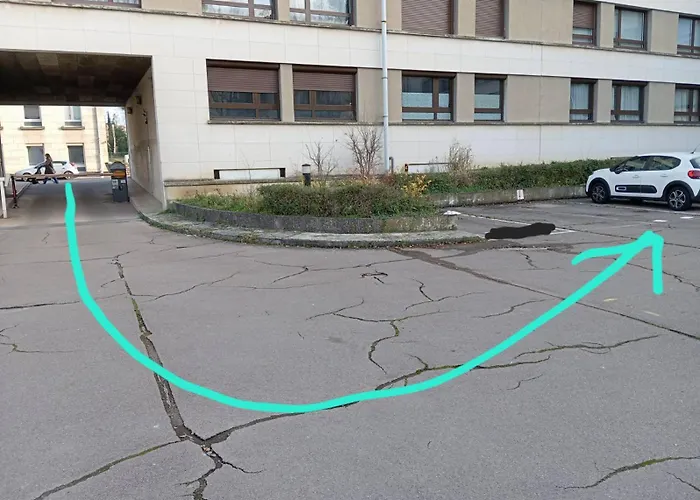 Le Confidentiel Avec Parking رانس