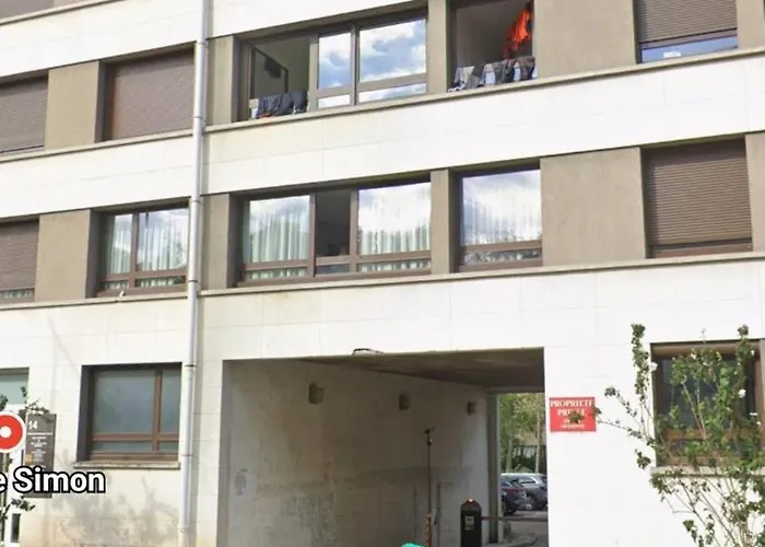 Le Confidentiel Avec Parking Apartment